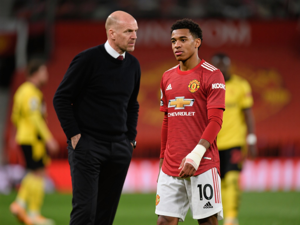 作为英格兰本土的天才少年，桑乔在加盟曼联